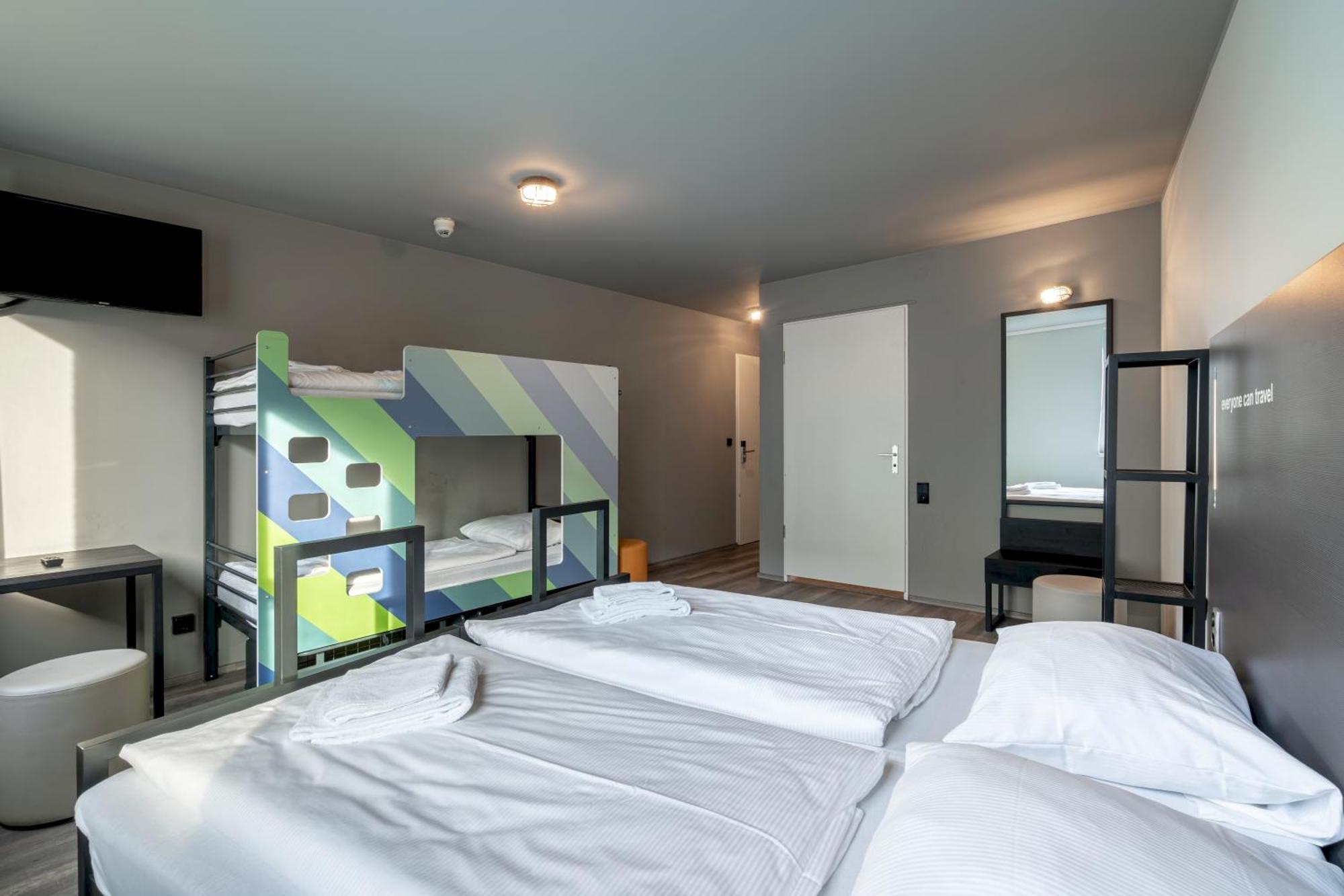 A&O Berlin Friedrichshain Phòng bức ảnh